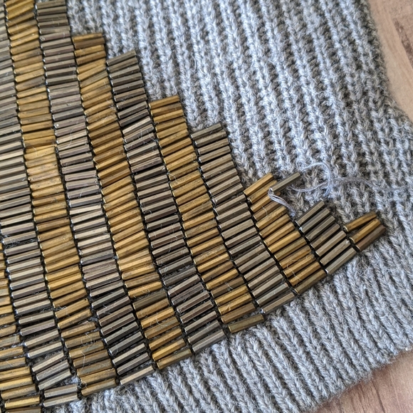 Leith Sleeveless Gray Beaded Sweater Vest Size Small - Picture 3 of 6